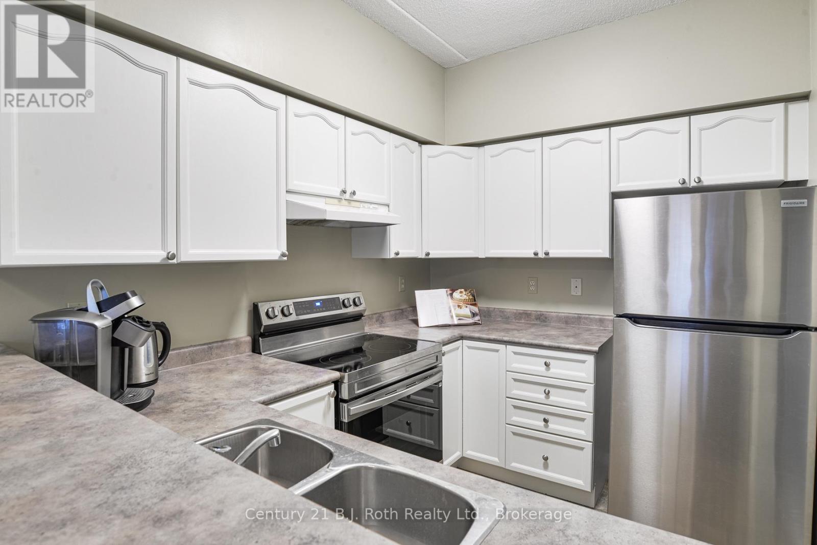 101 - 125 Bond Street, Orillia, Ontario  L3V 1J7 - Photo 7 - S12944662