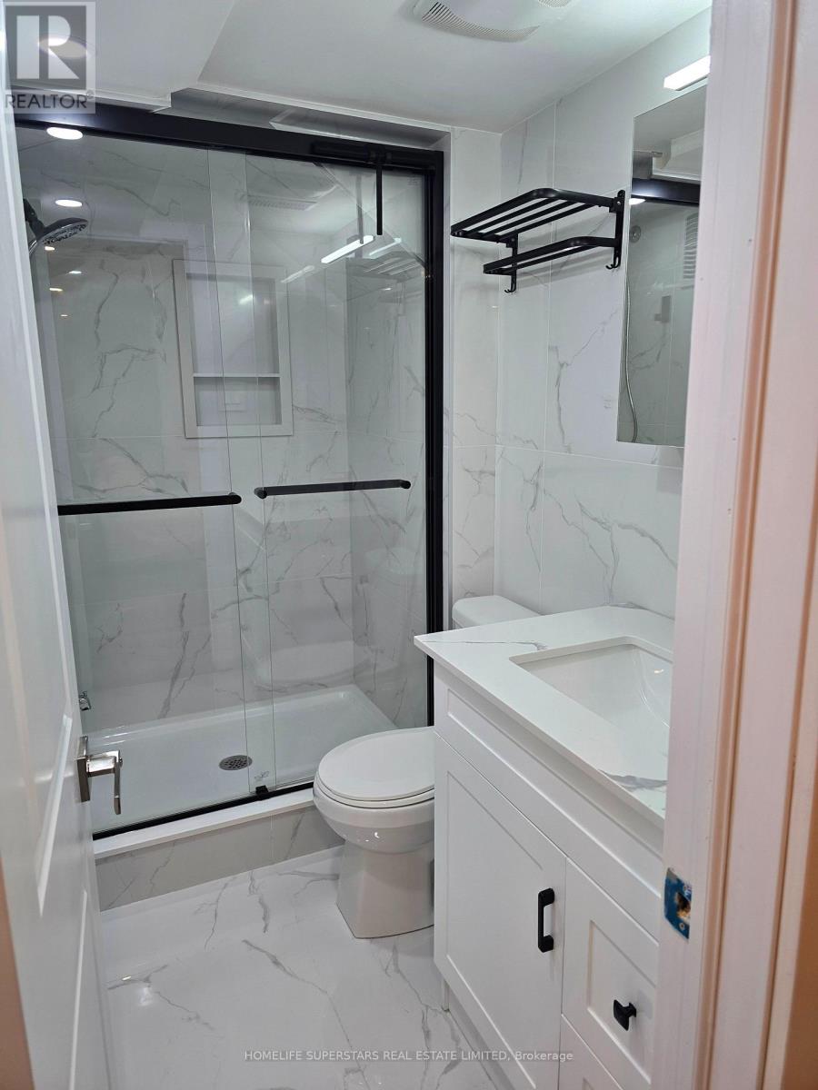 40 Akil Thomas Gardens, Toronto, Ontario  M1P 0G3 - Photo 35 - E12886866