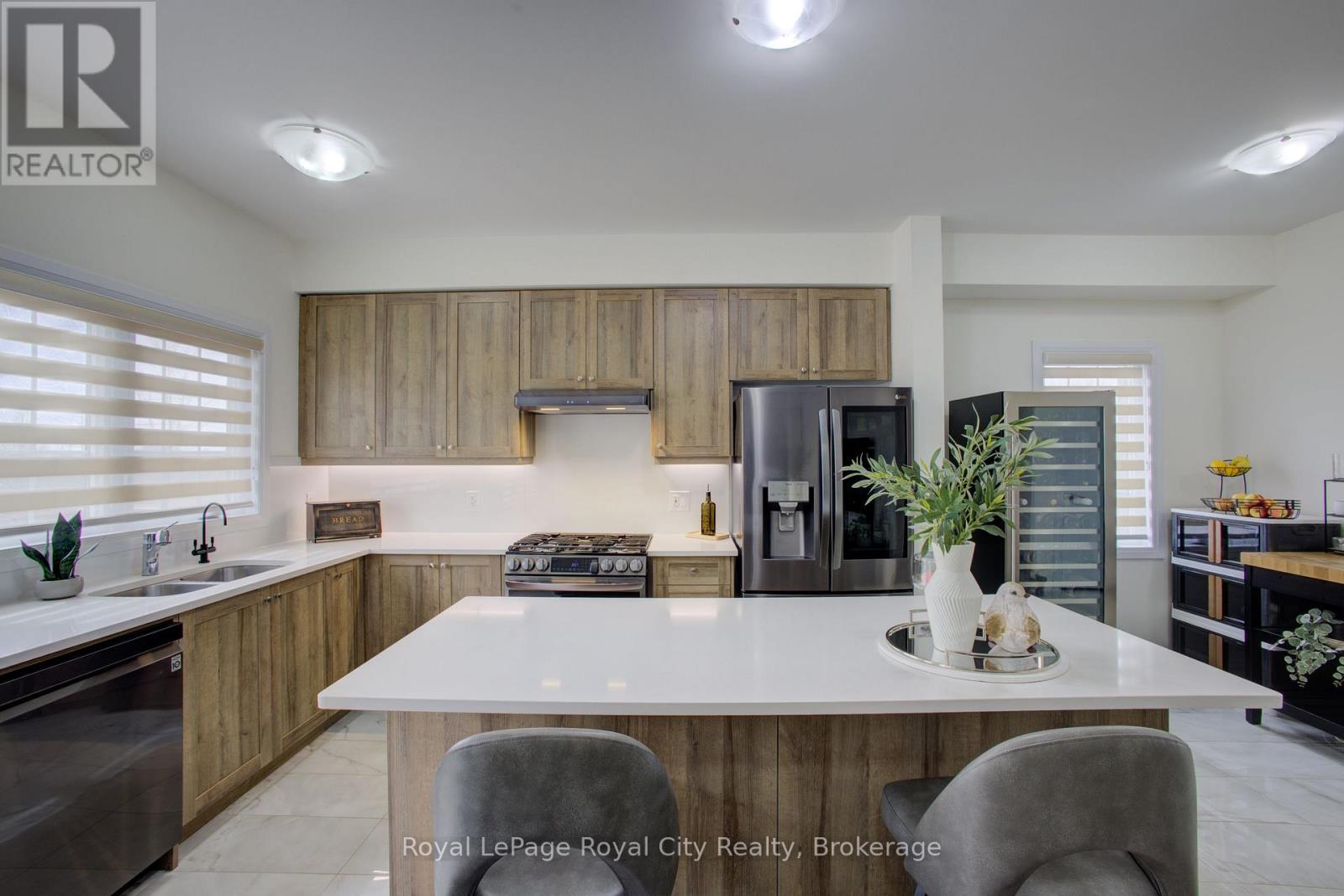 484 Adelaide Street, Wellington North, Ontario  N0G 1A0 - Photo 16 - X12944686