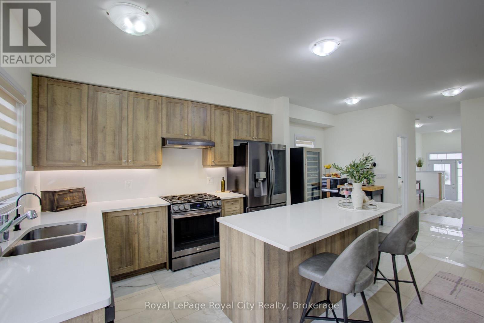 484 Adelaide Street, Wellington North, Ontario  N0G 1A0 - Photo 17 - X12944686