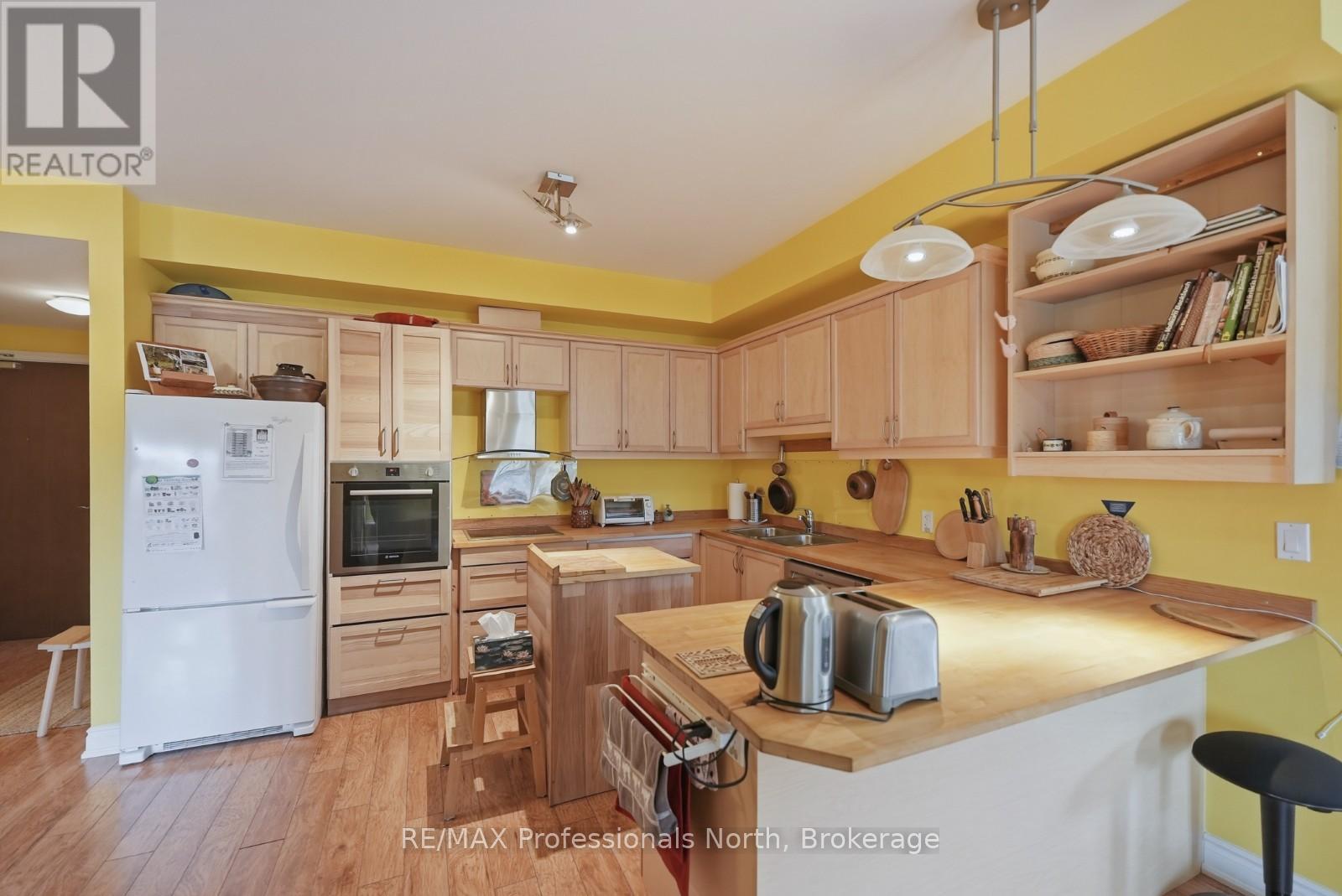 301 - 4 Lake Avenue, Dysart Et Al, Ontario  K0M 1S0 - Photo 14 - X12944722