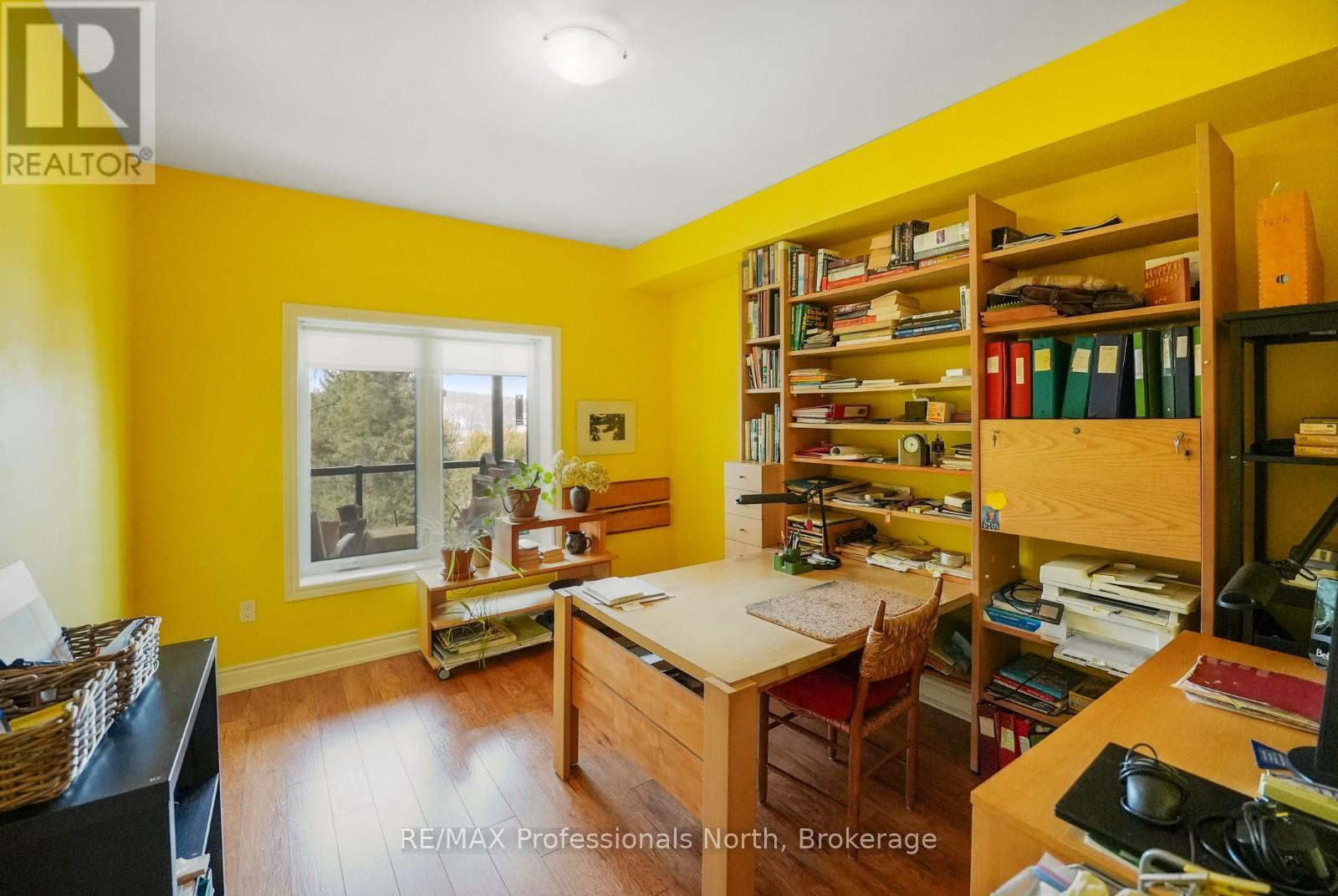 301 - 4 Lake Avenue, Dysart Et Al, Ontario  K0M 1S0 - Photo 15 - X12944722