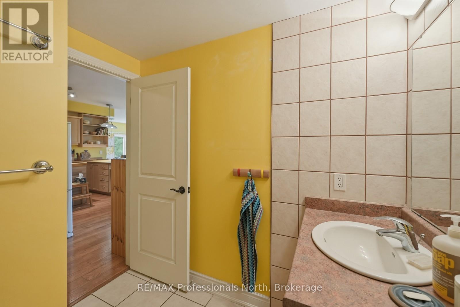 301 - 4 Lake Avenue, Dysart Et Al, Ontario  K0M 1S0 - Photo 19 - X12944722