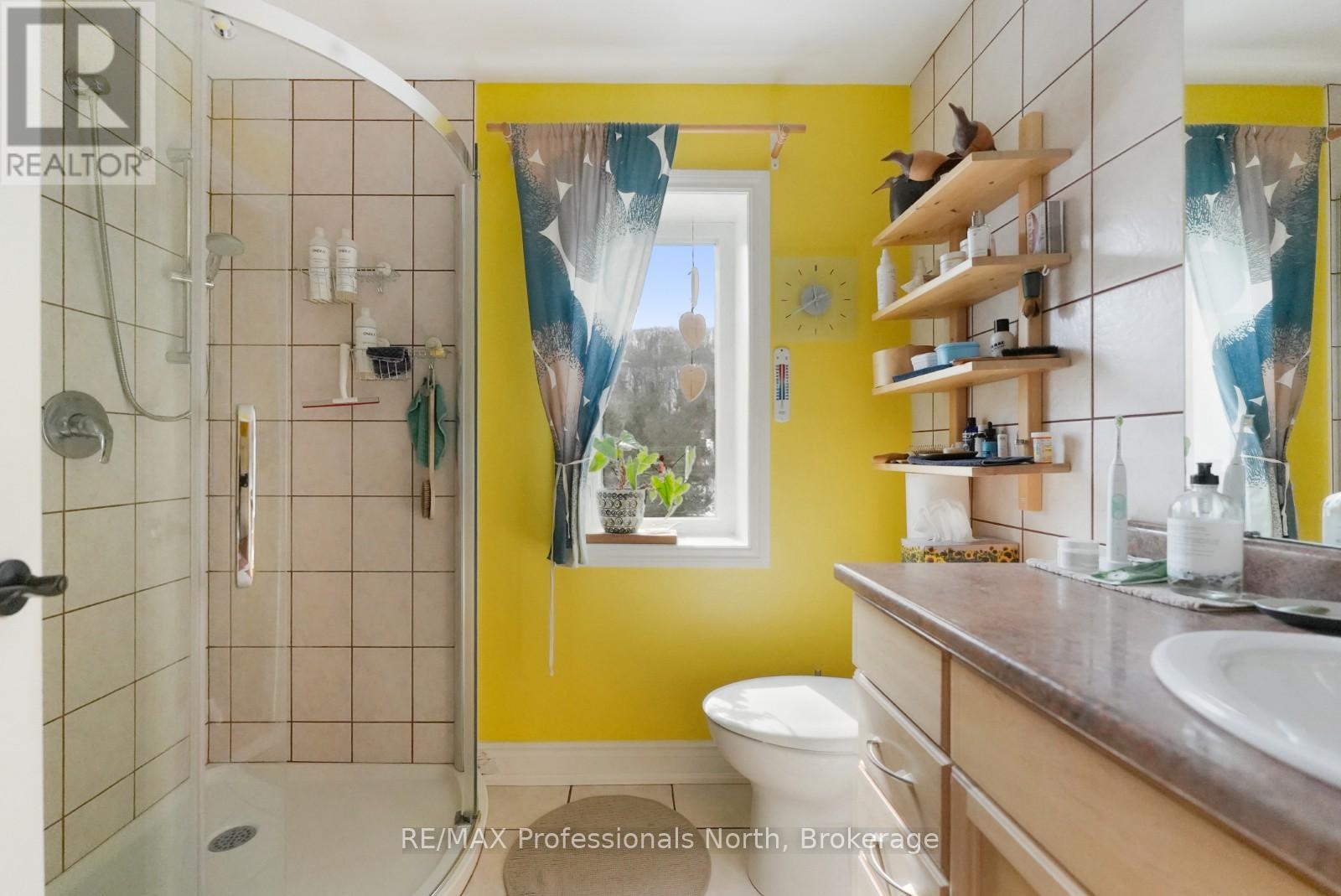 301 - 4 Lake Avenue, Dysart Et Al, Ontario  K0M 1S0 - Photo 21 - X12944722