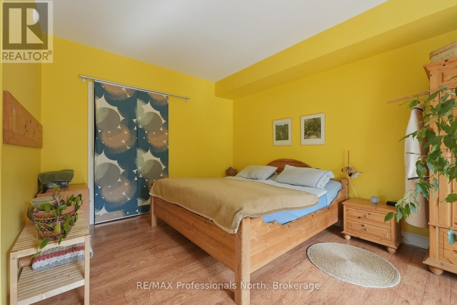 301 - 4 Lake Avenue, Dysart Et Al, Ontario  K0M 1S0 - Photo 24 - X12944722