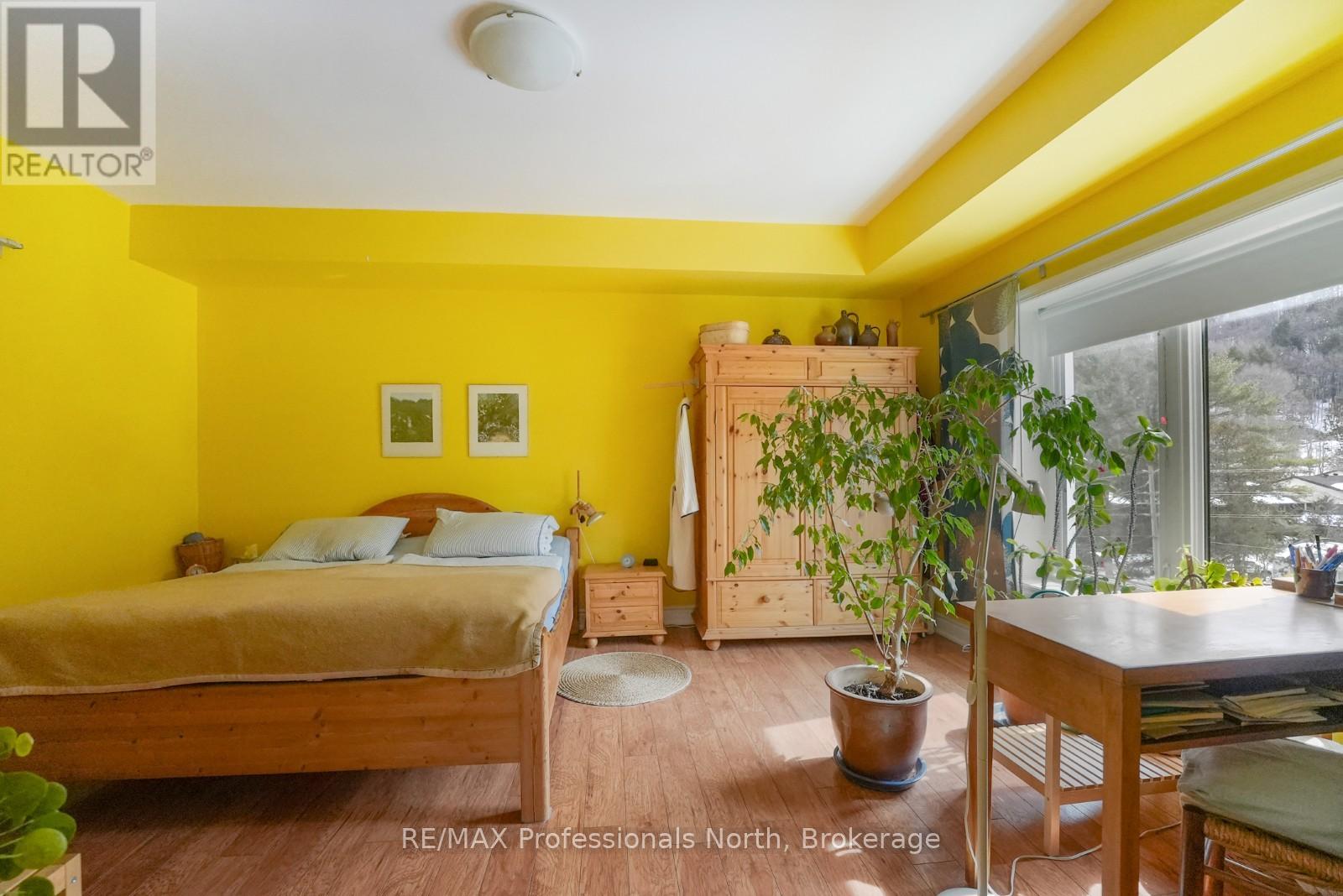 301 - 4 Lake Avenue, Dysart Et Al, Ontario  K0M 1S0 - Photo 29 - X12944722