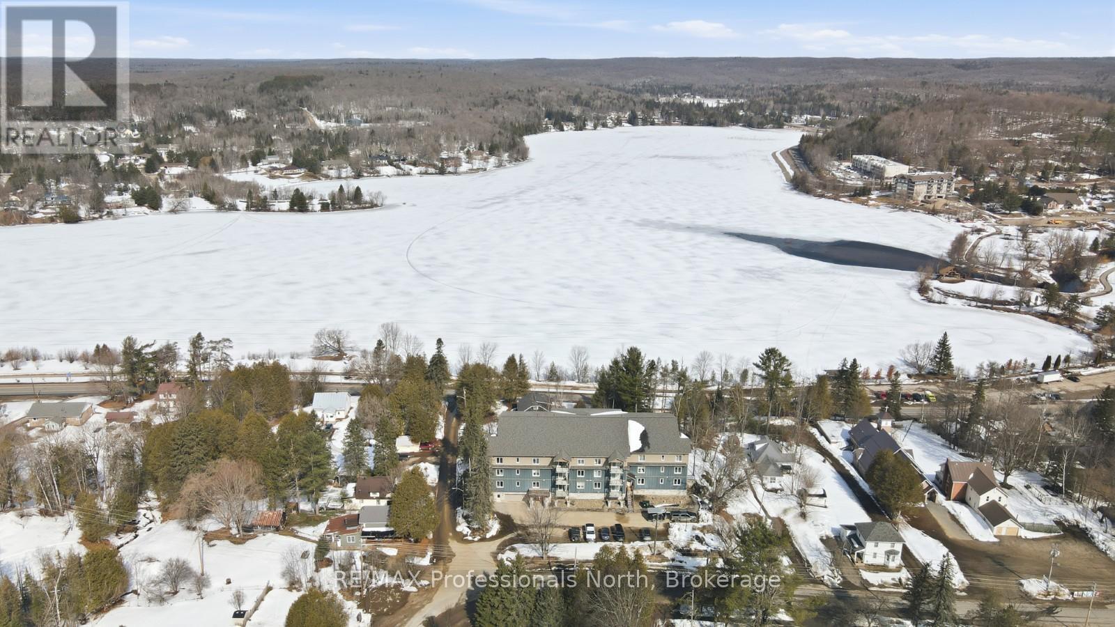 301 - 4 Lake Avenue, Dysart Et Al, Ontario  K0M 1S0 - Photo 33 - X12944722