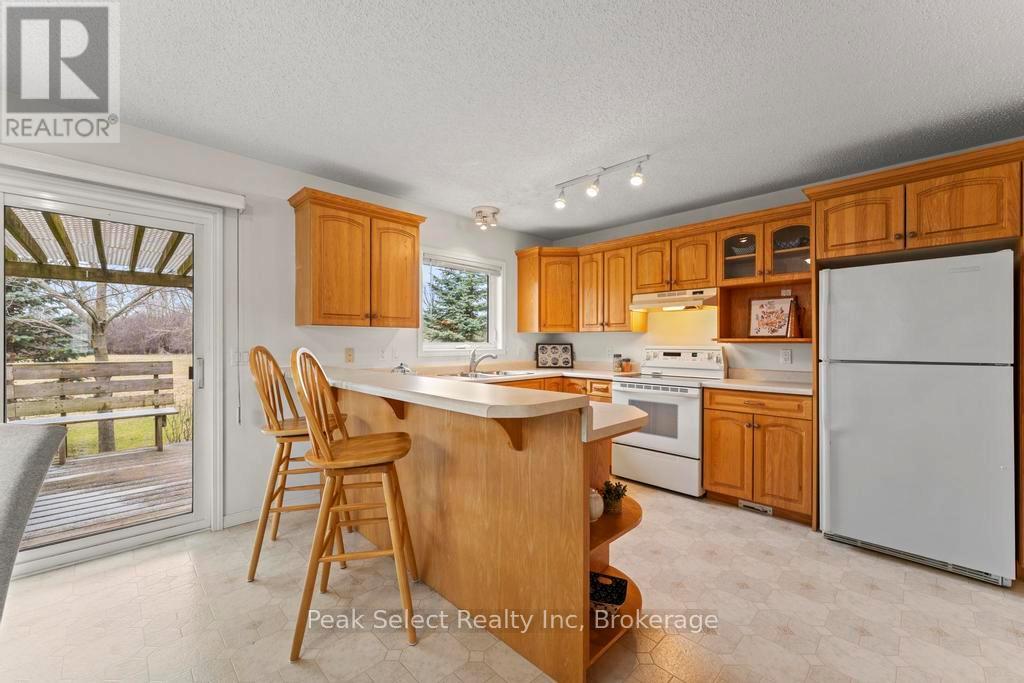 31 - 30 Ann Street, St. Marys, Ontario  N4X 1C8 - Photo 8 - X12944744