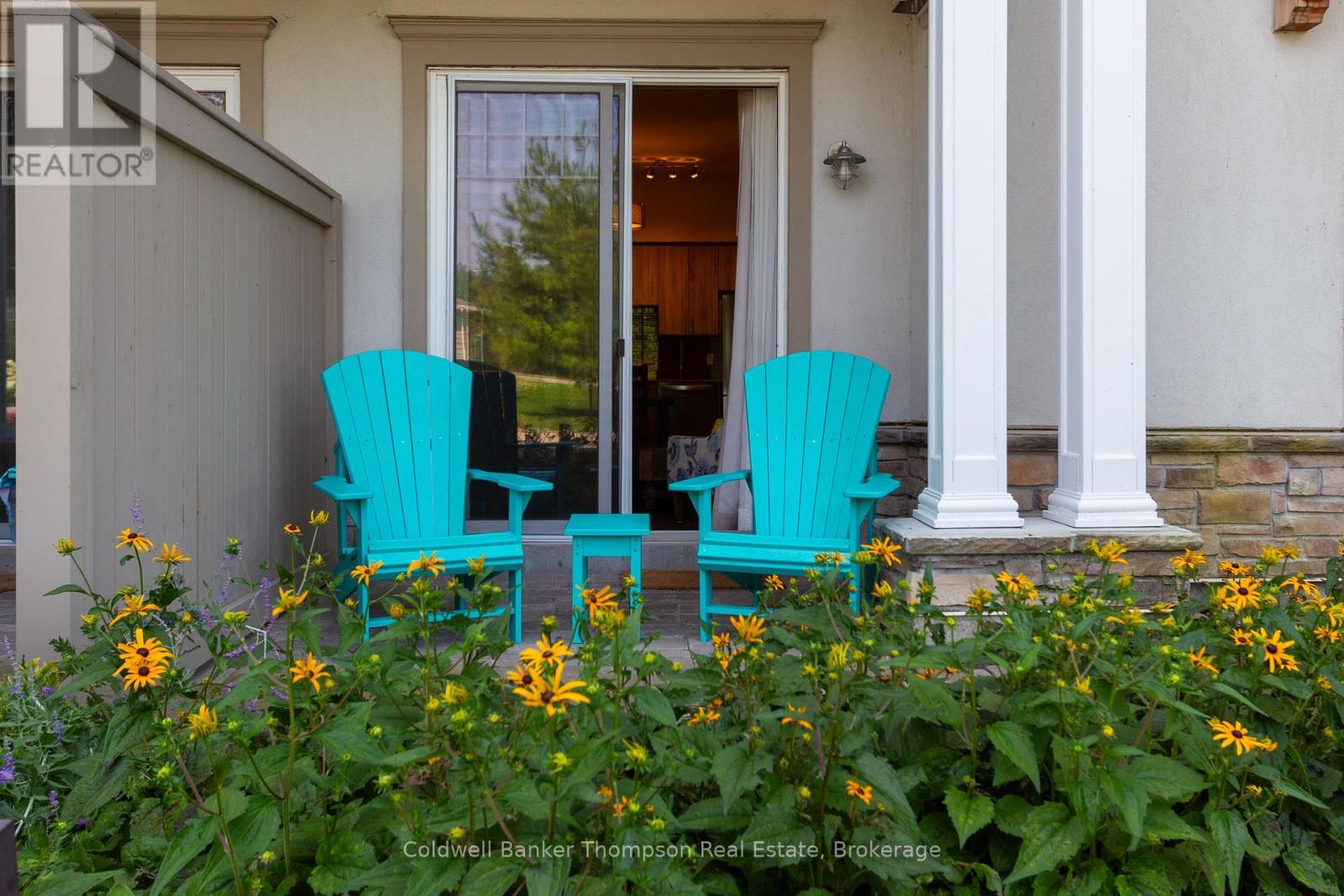 110 - 25 Pen Lake Point Road, Huntsville, Ontario  P1H 1A9 - Photo 3 - X12944804