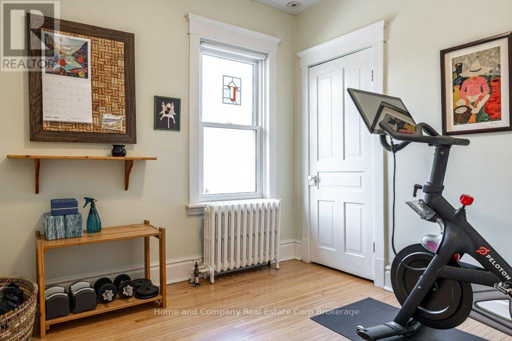 227 William Street, Stratford, Ontario  N5A 4Y2 - Photo 18 - X12944844