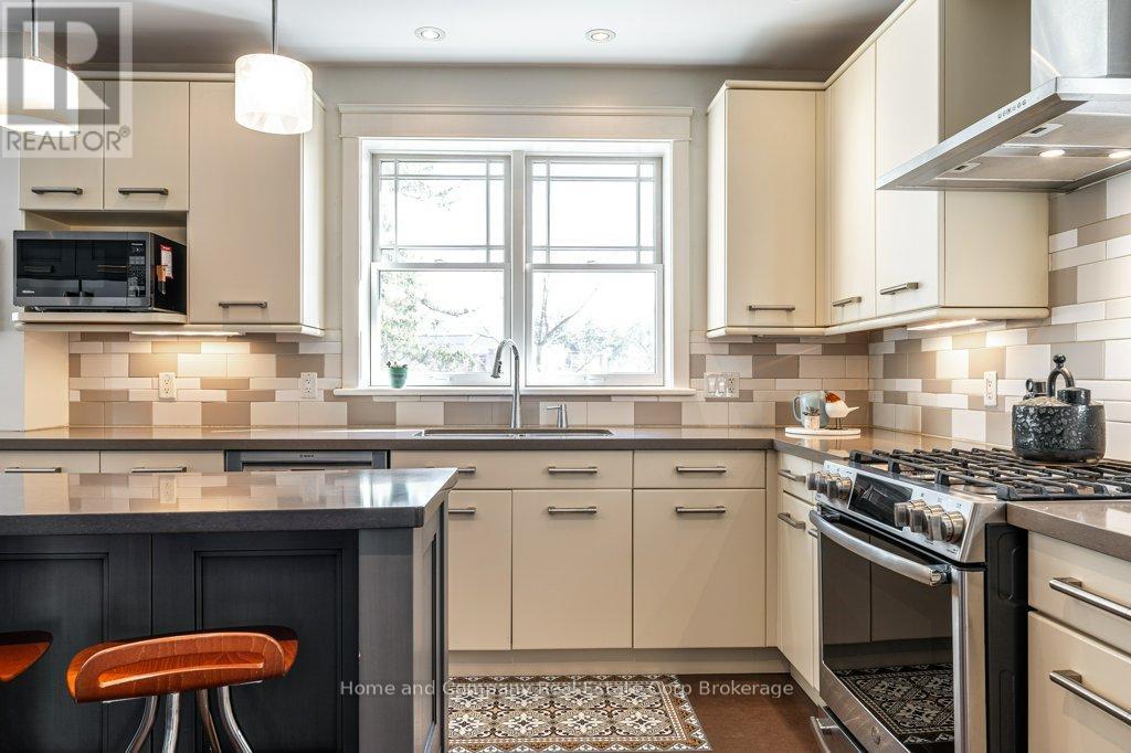 227 William Street, Stratford, Ontario  N5A 4Y2 - Photo 7 - X12944844