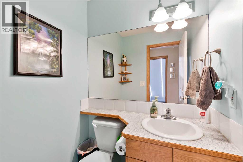 5107 42 Street, Olds, Alberta  T4H 1X1 - Photo 17 - A2297532