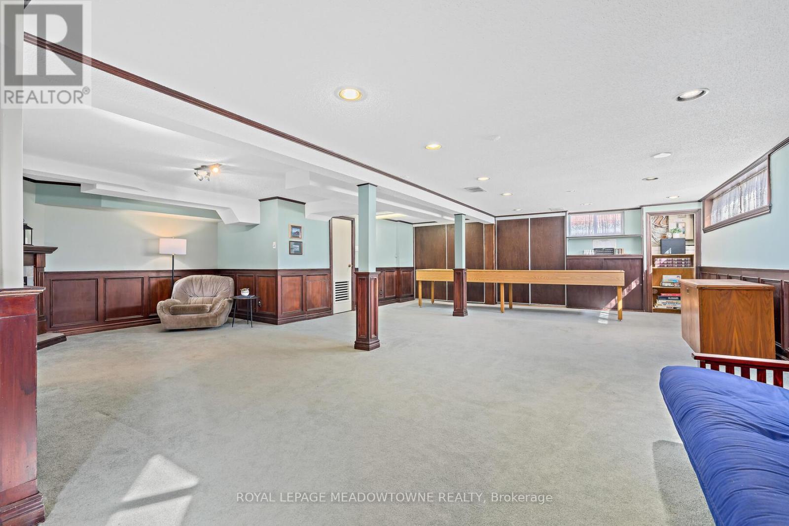 37 Prince Charles Drive, Halton Hills, Ontario  L7G 3T9 - Photo 21 - W12934766