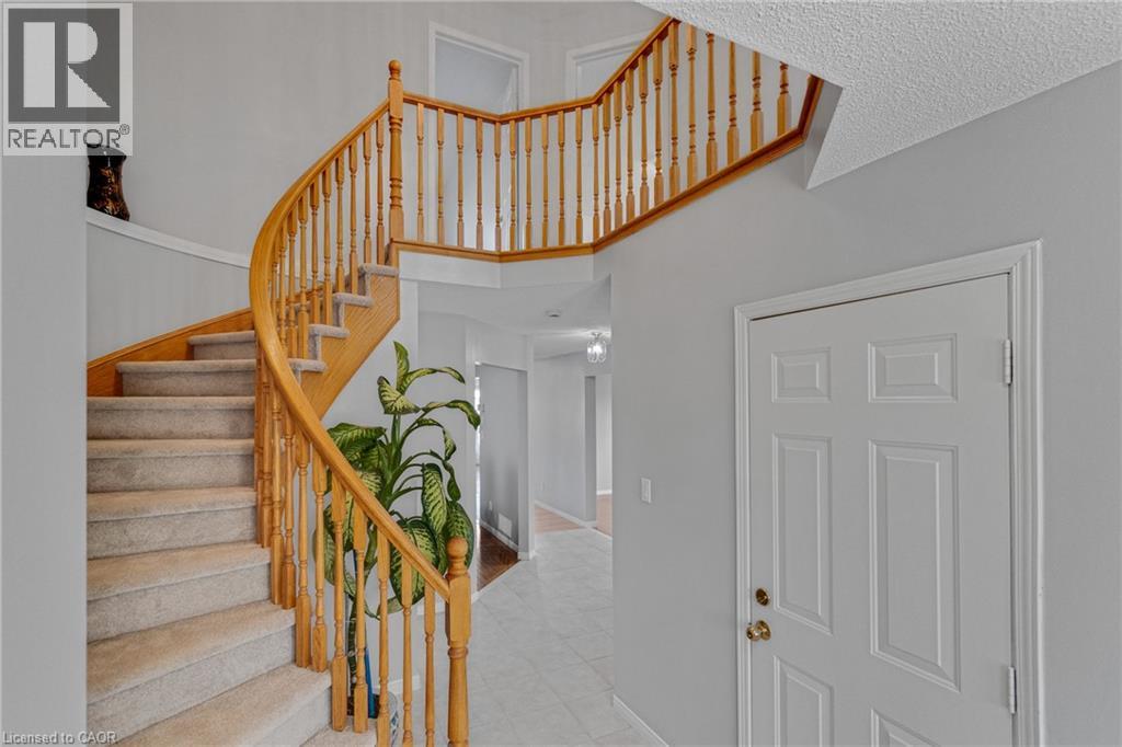 180 Fano Drive, Hamilton, Ontario  L8W 3X3 - Photo 7 - 40816720