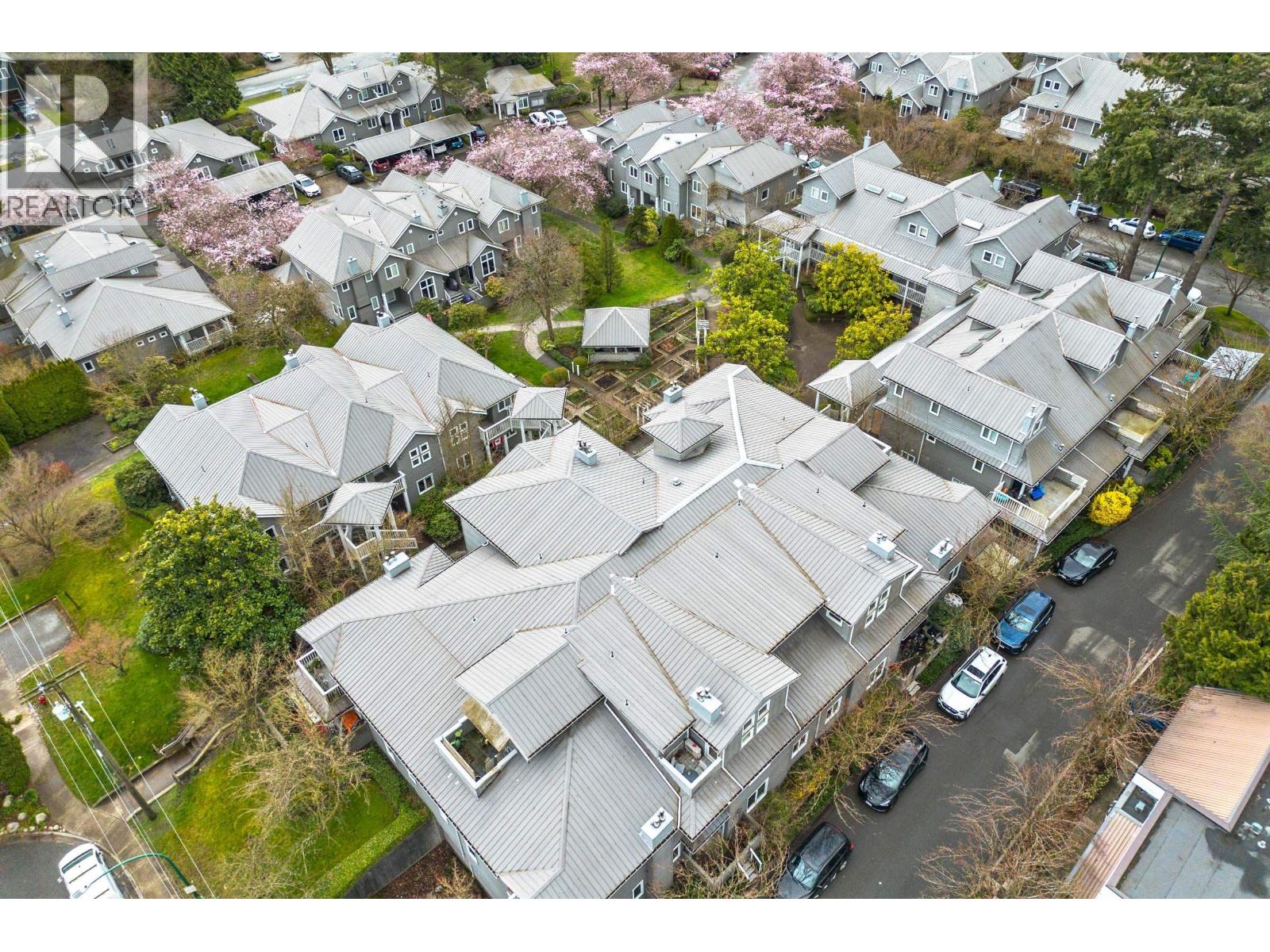 205 1518 Bowser Avenue, North Vancouver, British Columbia  V7P 2Y3 - Photo 31 - R3104353