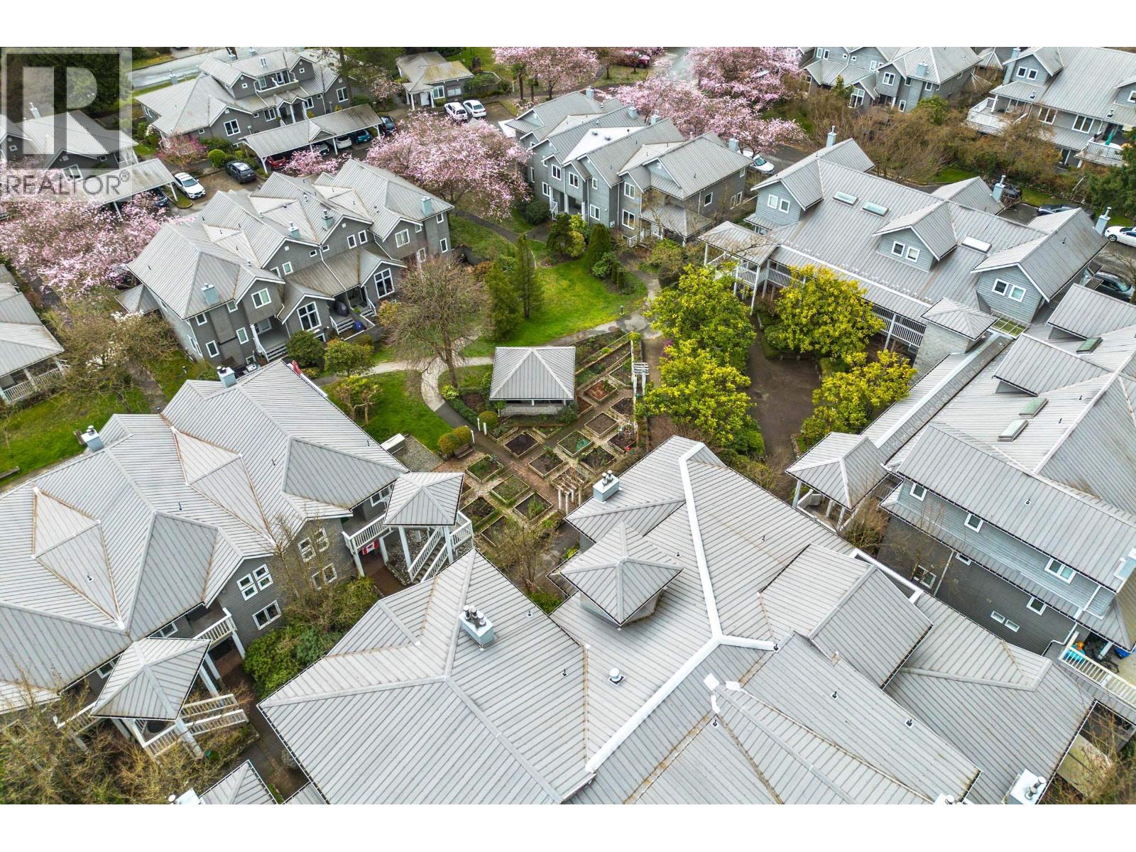 205 1518 Bowser Avenue, North Vancouver, British Columbia  V7P 2Y3 - Photo 32 - R3104353