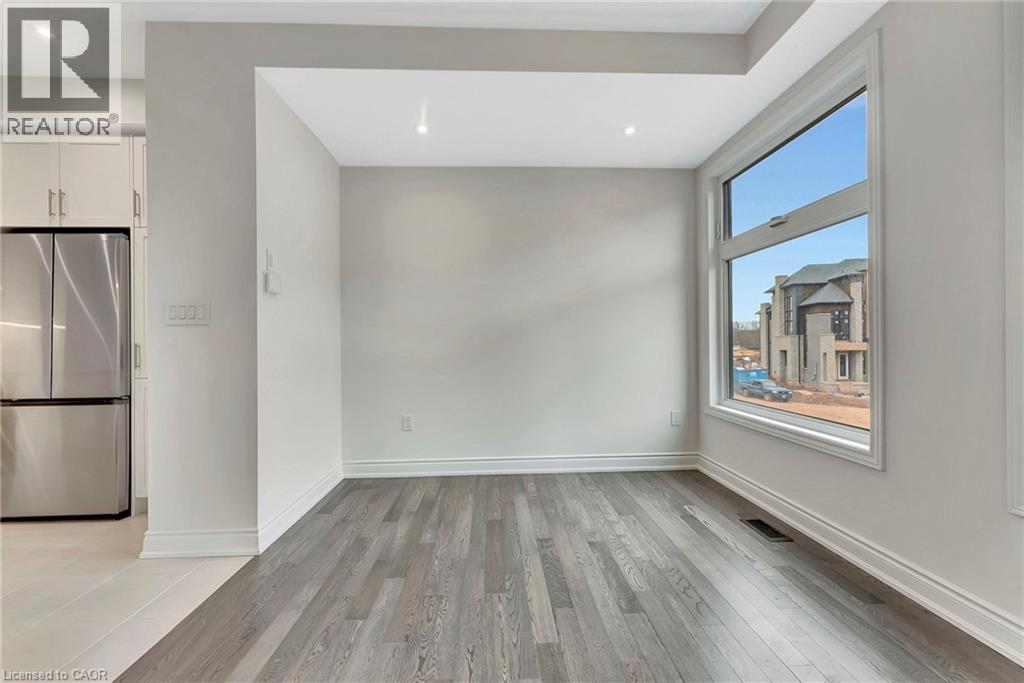 1404 Courtleigh Trail, Oakville, Ontario  L6H 7Y7 - Photo 6 - 40816729