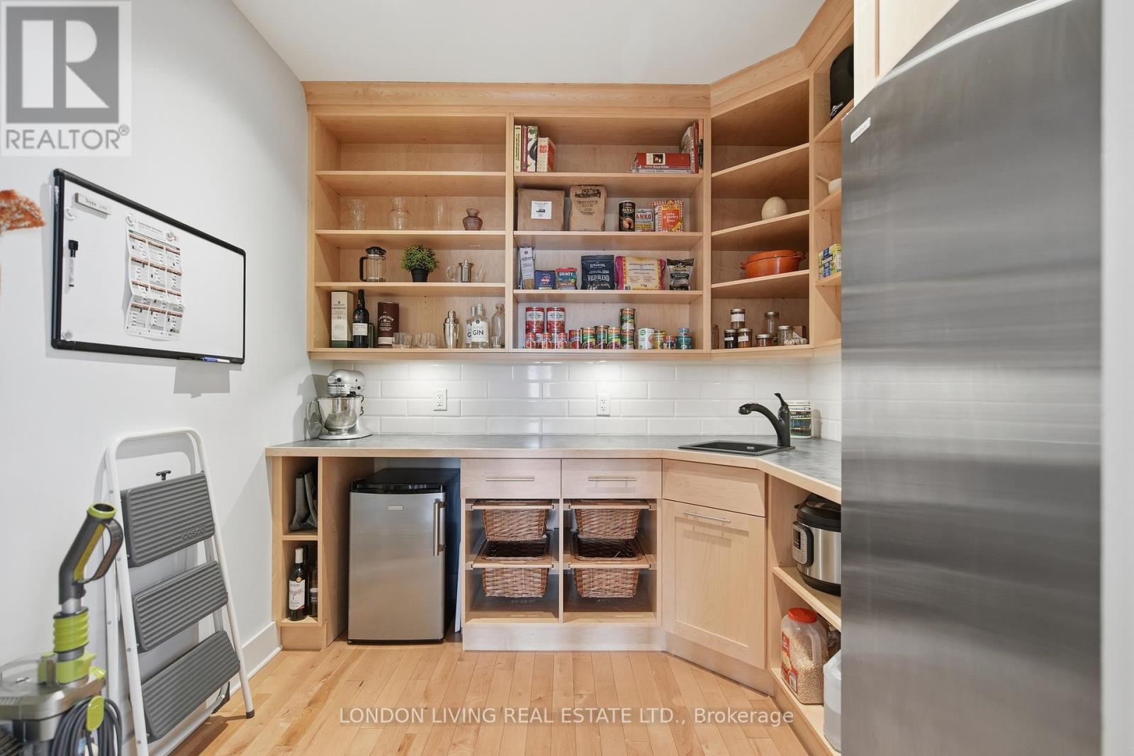 62 Gerrard Street, London South, Ontario  N6C 4C7 - Photo 17 - X12944670