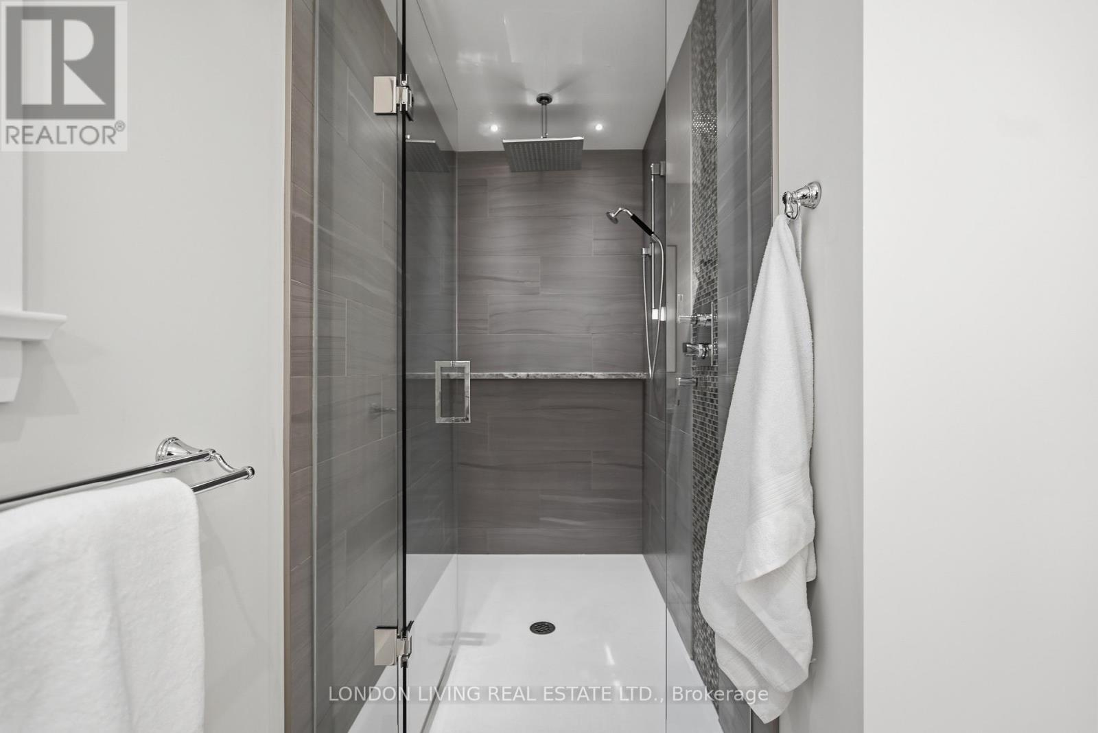 62 Gerrard Street, London South, Ontario  N6C 4C7 - Photo 29 - X12944670