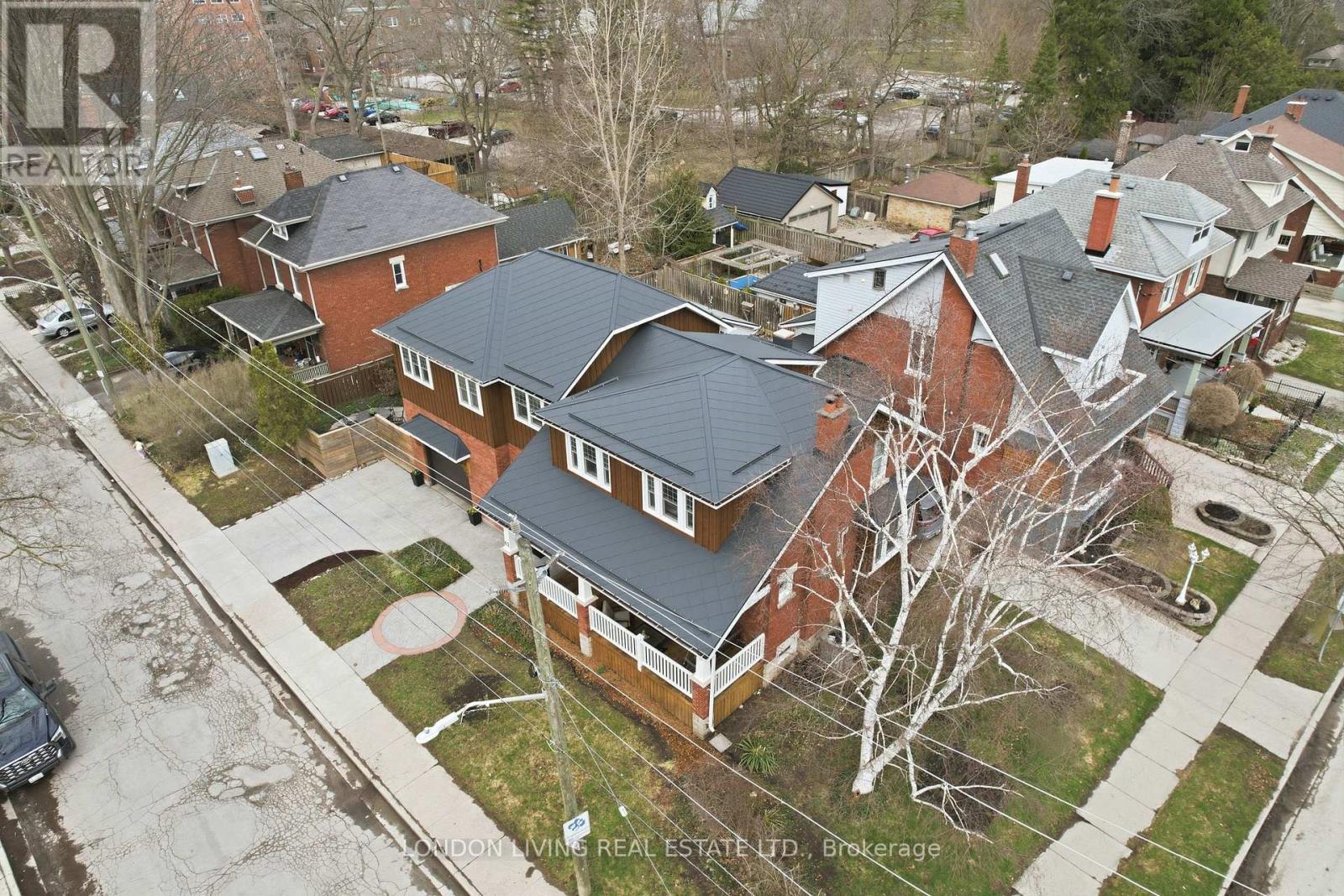 62 Gerrard Street, London South, Ontario  N6C 4C7 - Photo 3 - X12944670