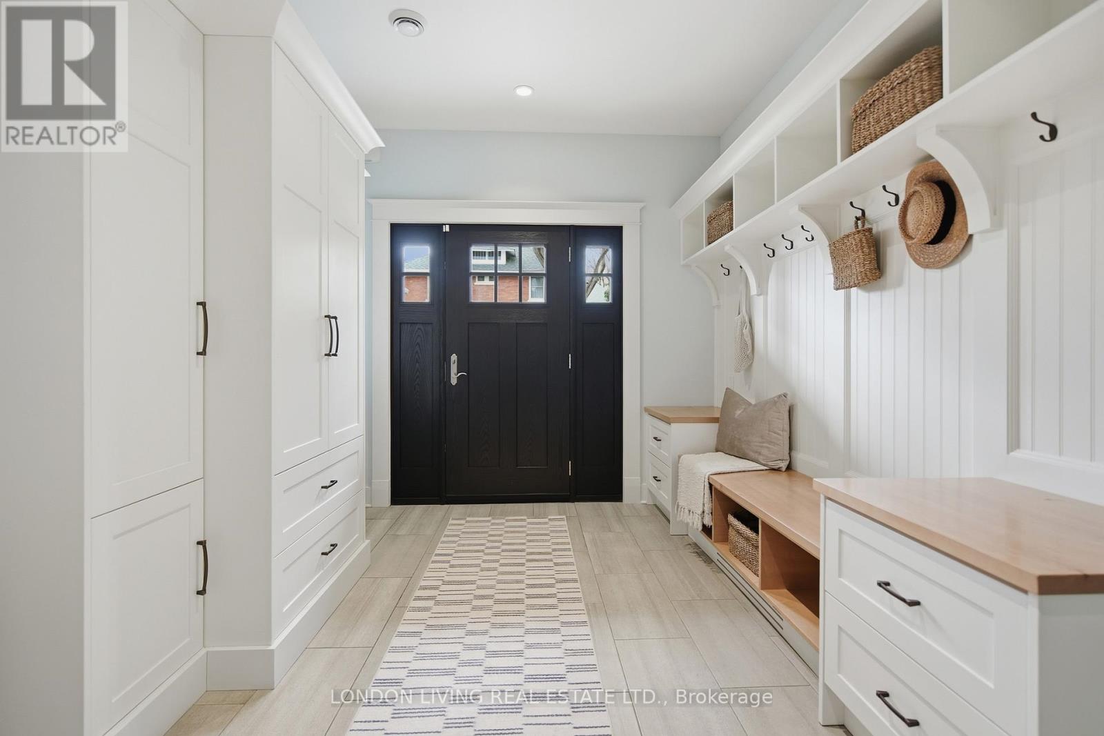 62 Gerrard Street, London South, Ontario  N6C 4C7 - Photo 37 - X12944670