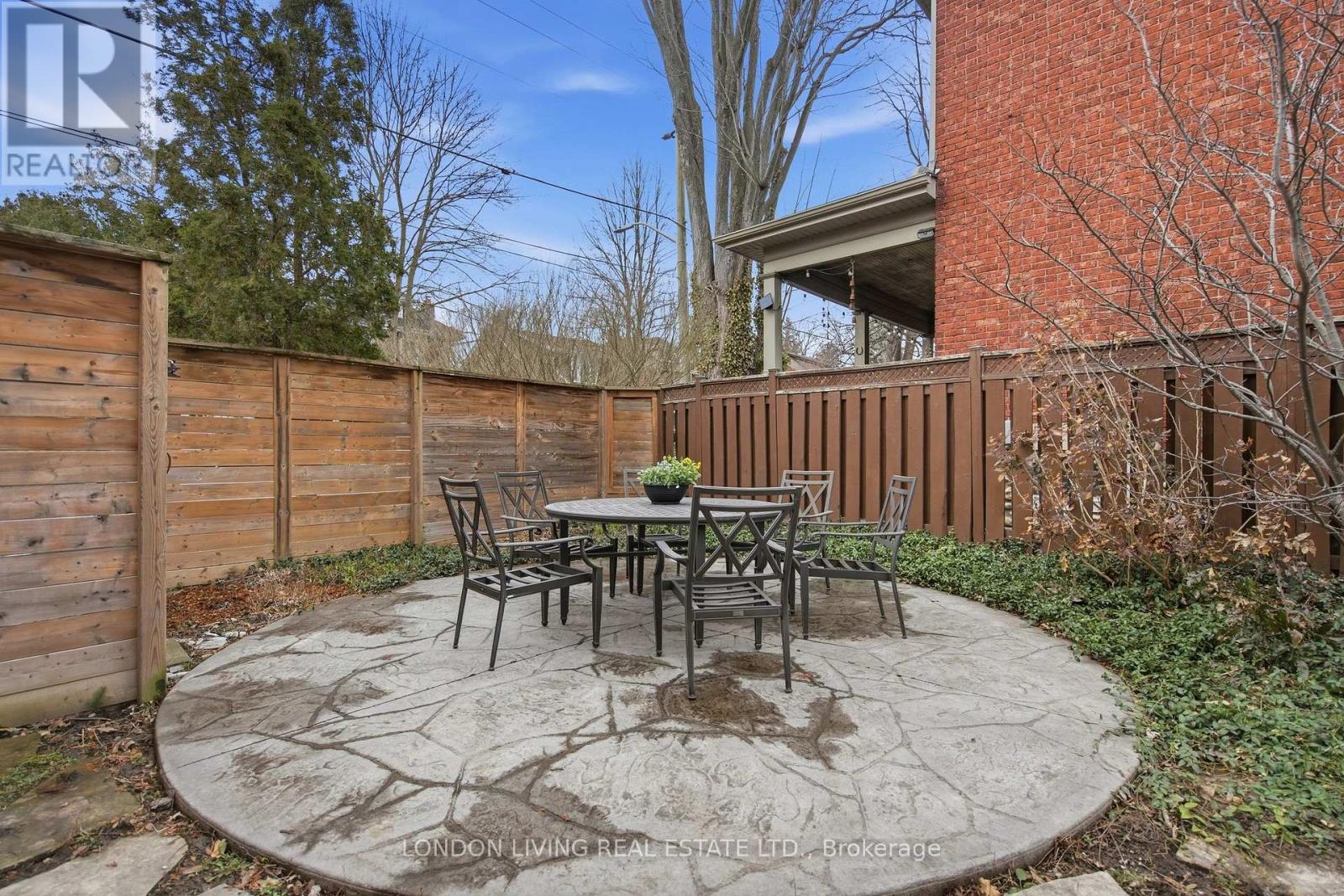 62 Gerrard Street, London South, Ontario  N6C 4C7 - Photo 43 - X12944670