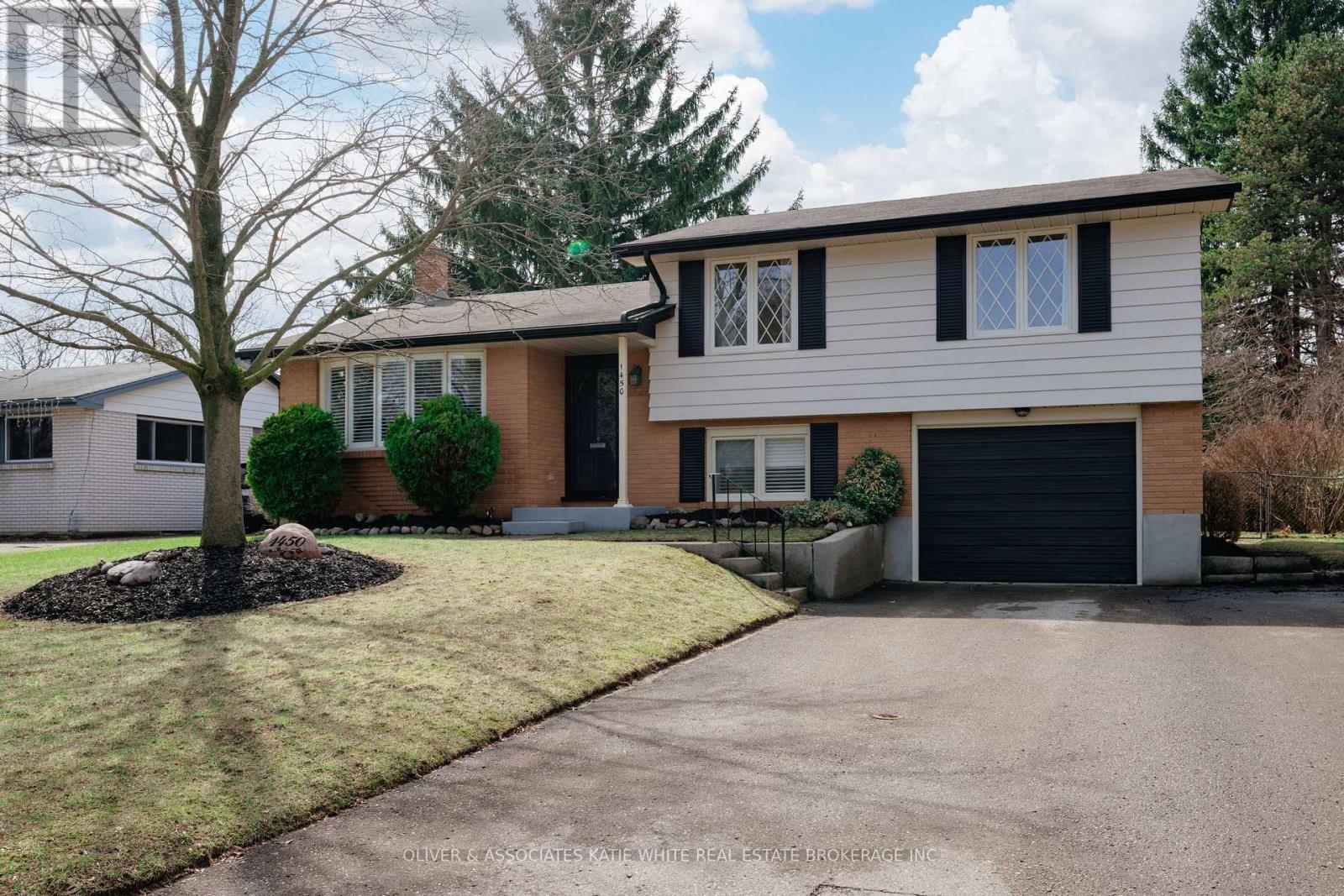 1450 Norman Avenue, London South, Ontario  N6K 2A7 - Photo 1 - X12944842