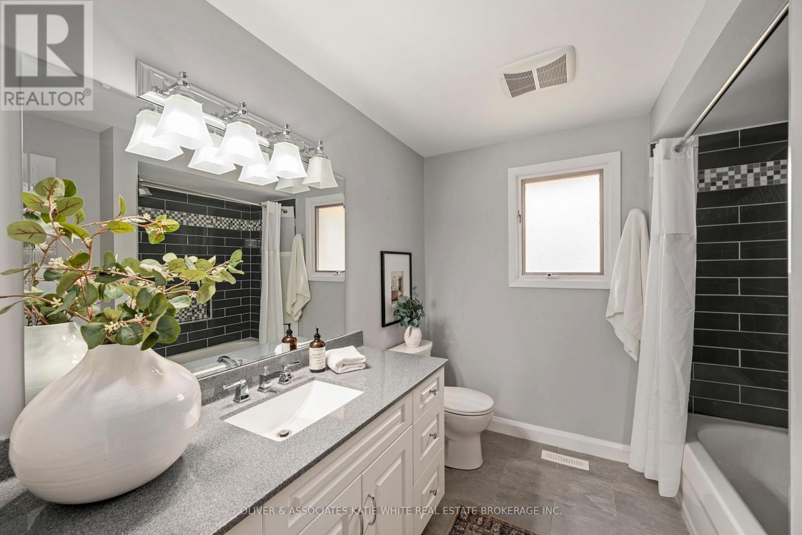 1450 Norman Avenue, London South, Ontario  N6K 2A7 - Photo 15 - X12944842