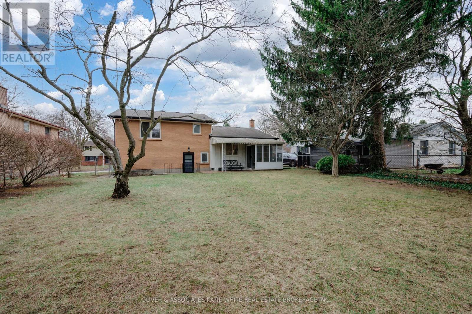 1450 Norman Avenue, London South, Ontario  N6K 2A7 - Photo 22 - X12944842