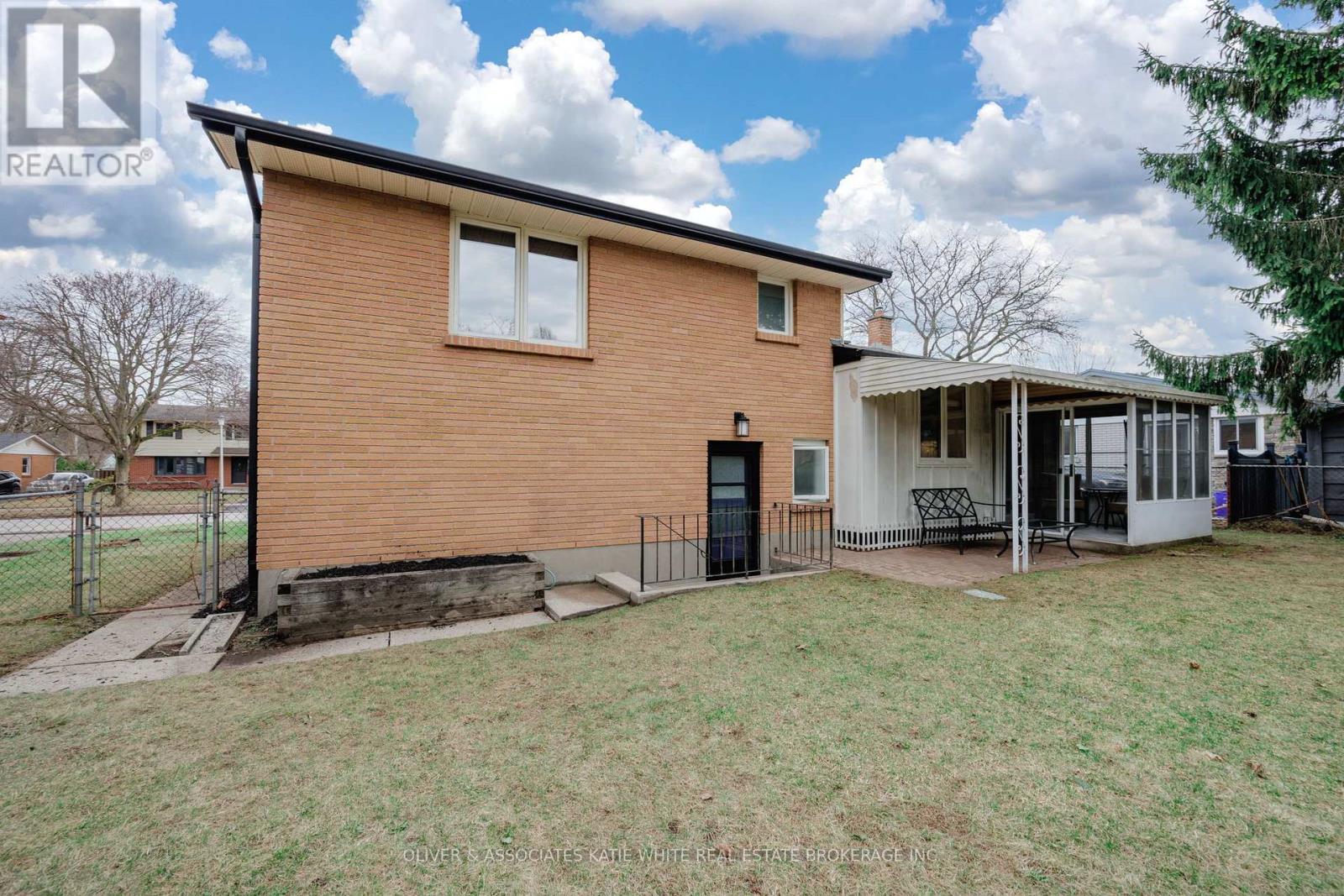 1450 Norman Avenue, London South, Ontario  N6K 2A7 - Photo 25 - X12944842