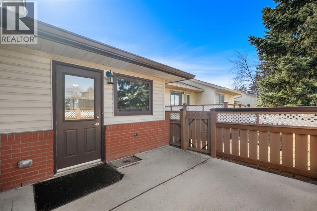 2640 Dovely Court SE, Calgary, Alberta  T2B 3G6 - Photo 32 - A2296864