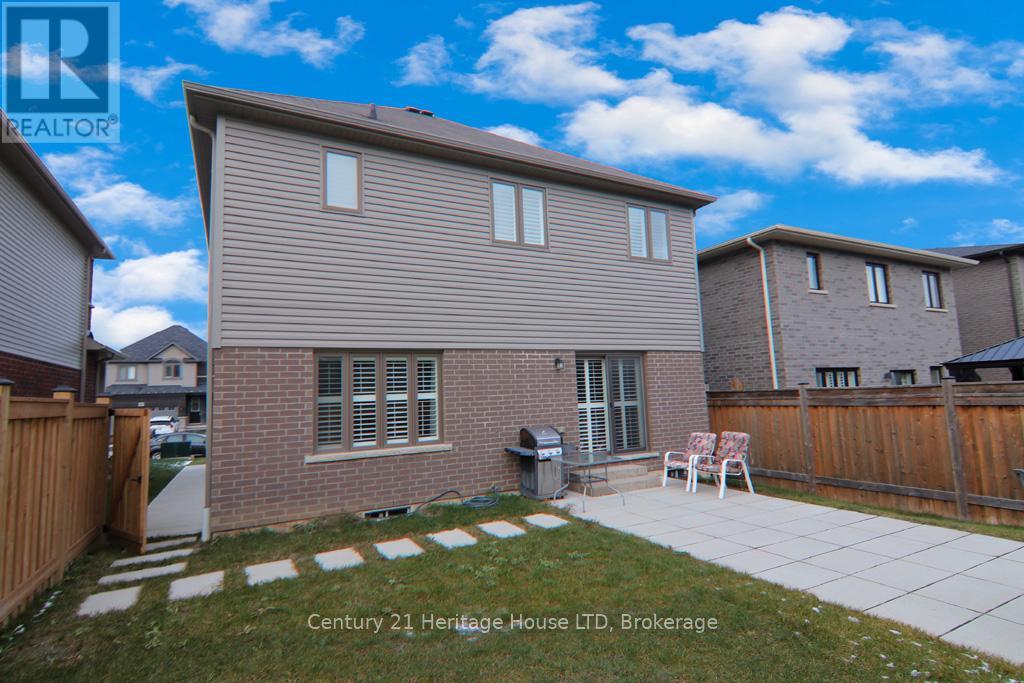 4070 Thomas Street, Lincoln, Ontario  L3J 0S5 - Photo 2 - X12944264