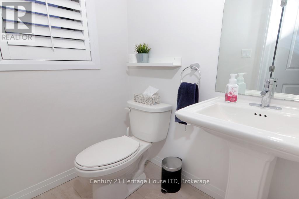 4070 Thomas Street, Lincoln, Ontario  L3J 0S5 - Photo 10 - X12944264