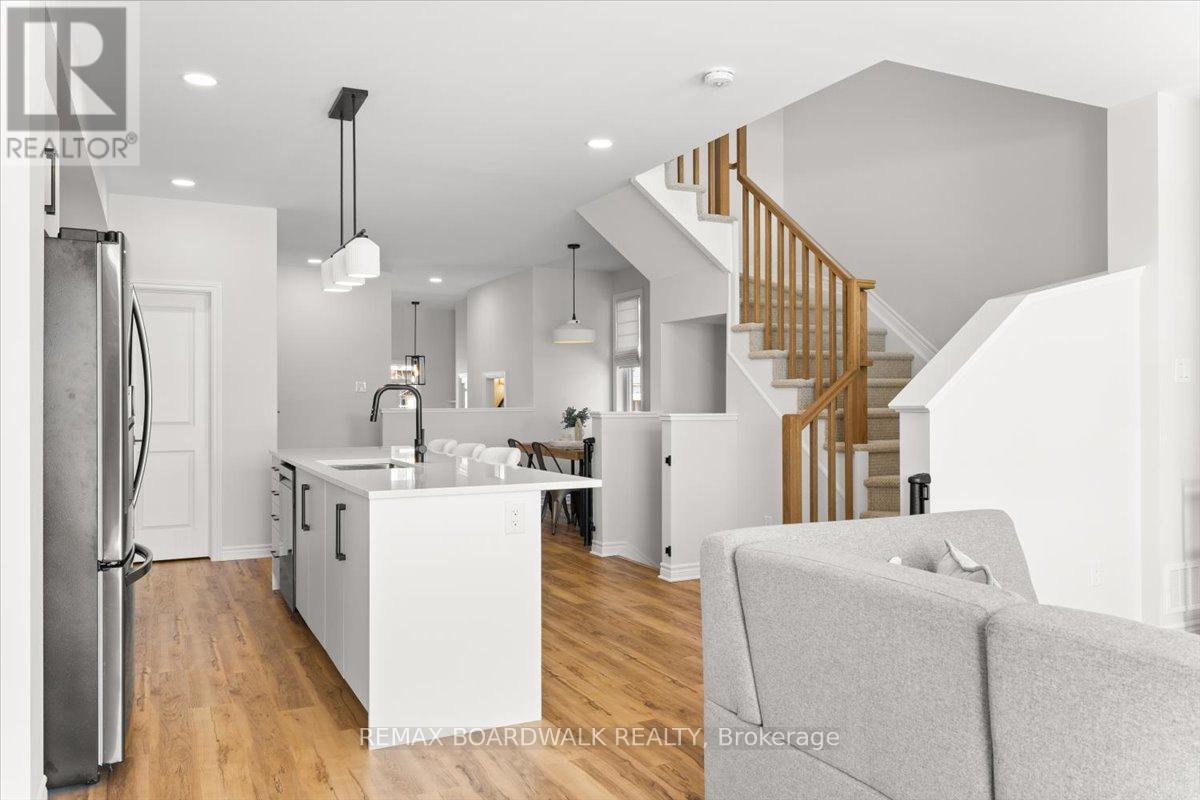 297 Labelle Street, Russell, Ontario  K0A 1W0 - Photo 15 - X12944742