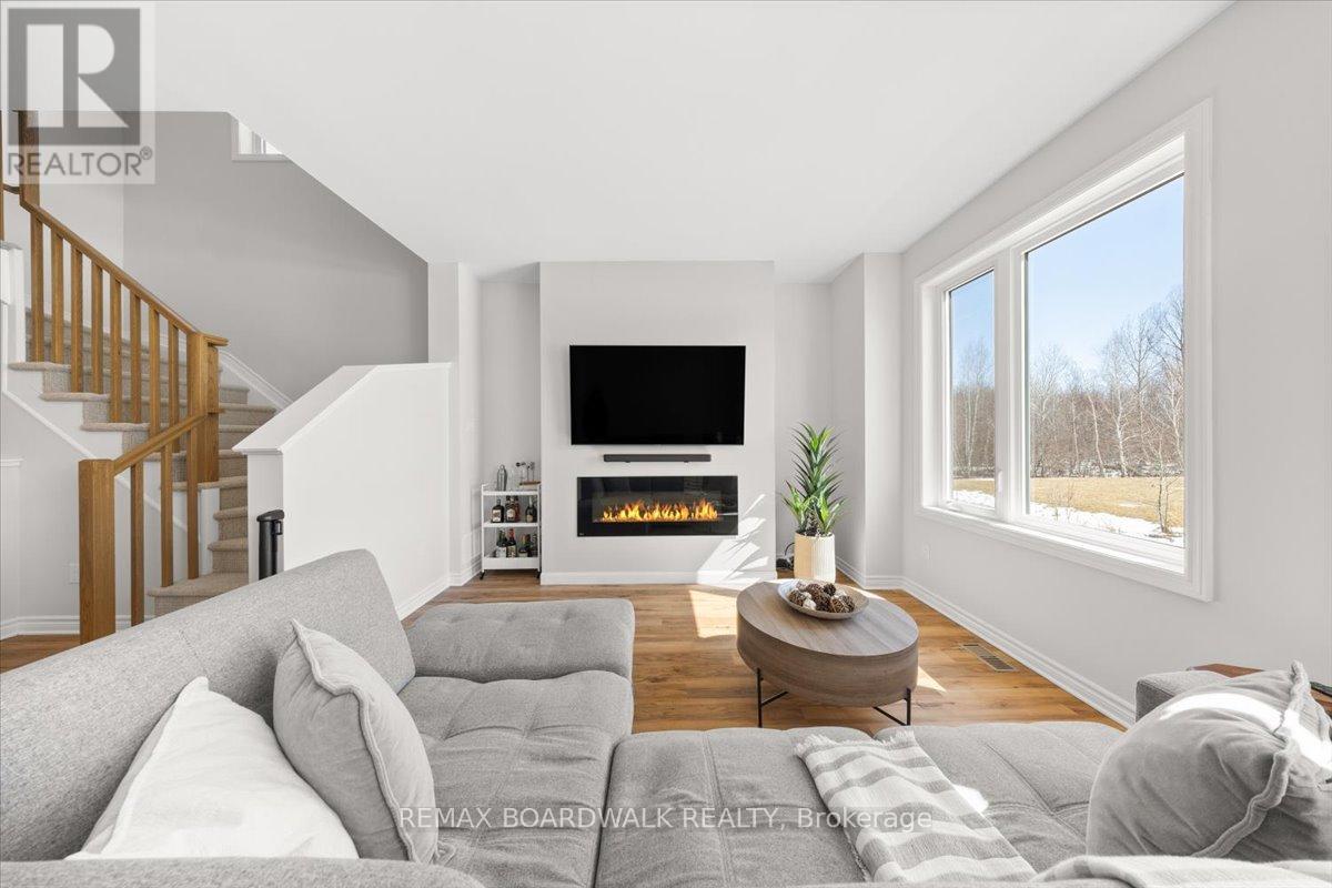 297 Labelle Street, Russell, Ontario  K0A 1W0 - Photo 19 - X12944742