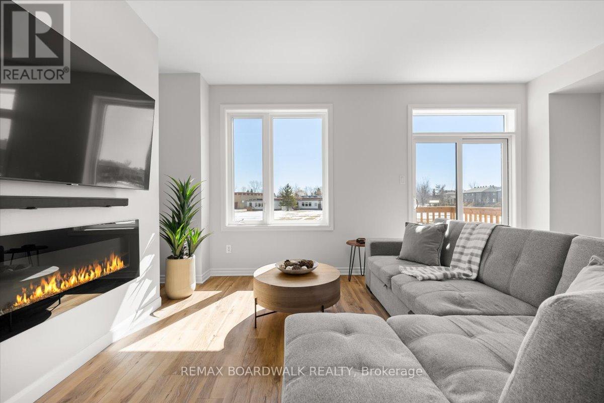 297 Labelle Street, Russell, Ontario  K0A 1W0 - Photo 22 - X12944742