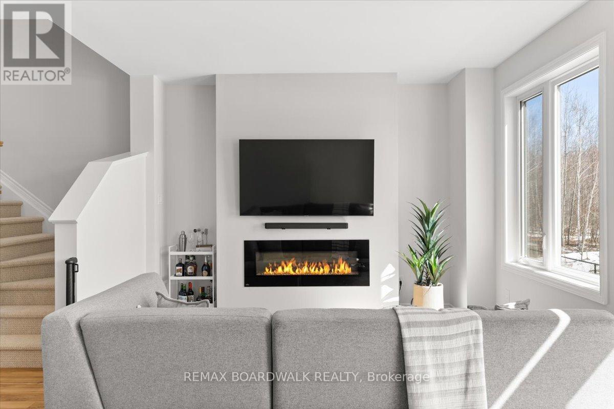 297 Labelle Street, Russell, Ontario  K0A 1W0 - Photo 26 - X12944742