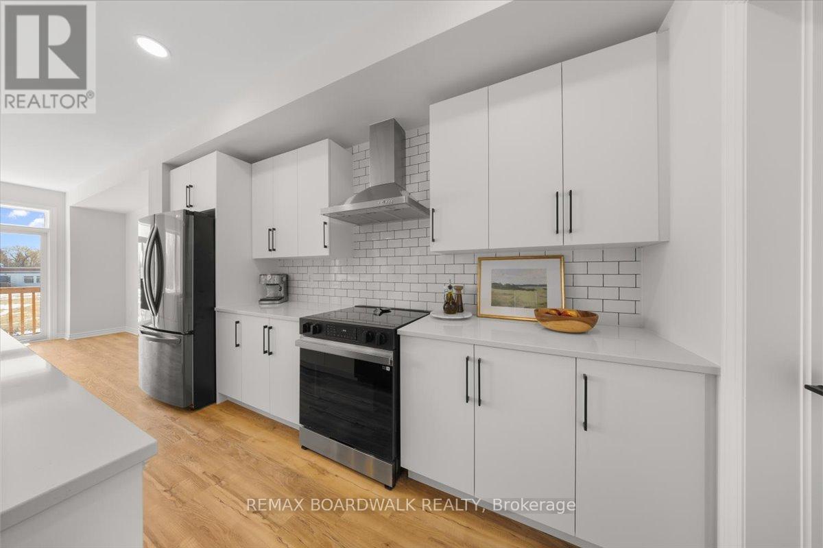 297 Labelle Street, Russell, Ontario  K0A 1W0 - Photo 7 - X12944742