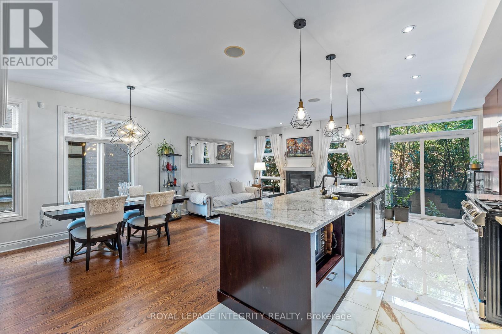 812 Petra Private, Ottawa, Ontario  K2T 0G3 - Photo 11 - X12944750