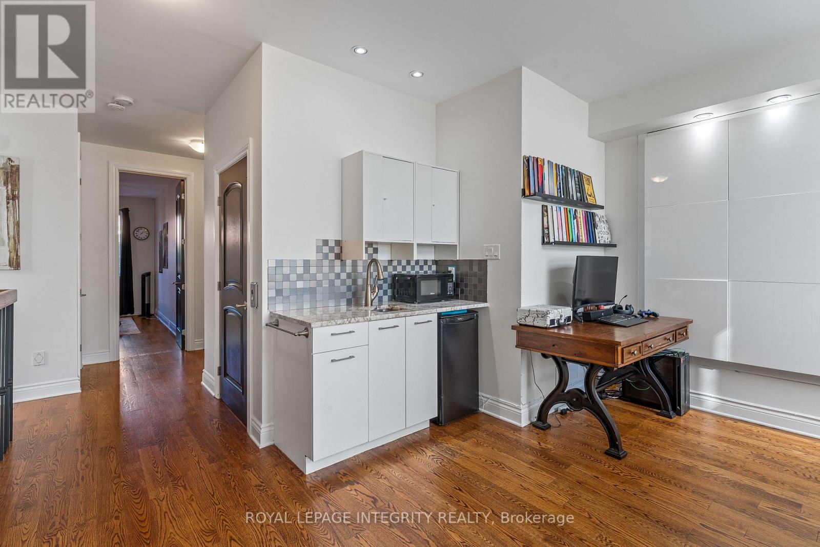 812 Petra Private, Ottawa, Ontario  K2T 0G3 - Photo 24 - X12944750