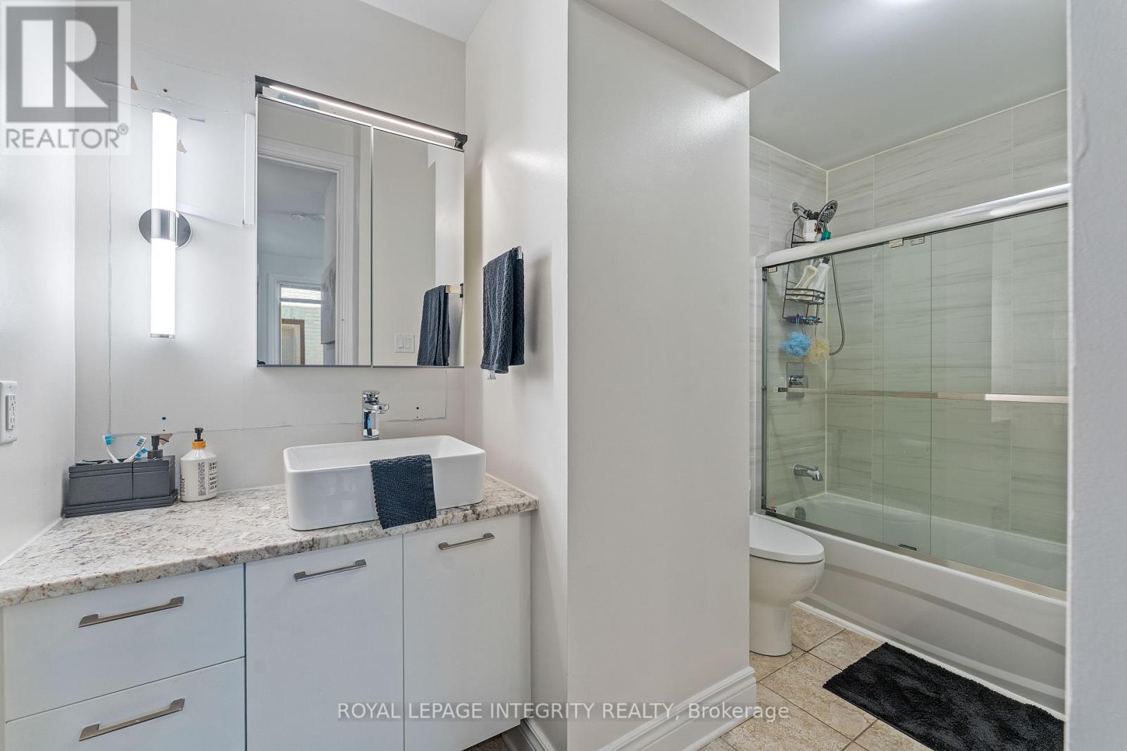 812 Petra Private, Ottawa, Ontario  K2T 0G3 - Photo 28 - X12944750