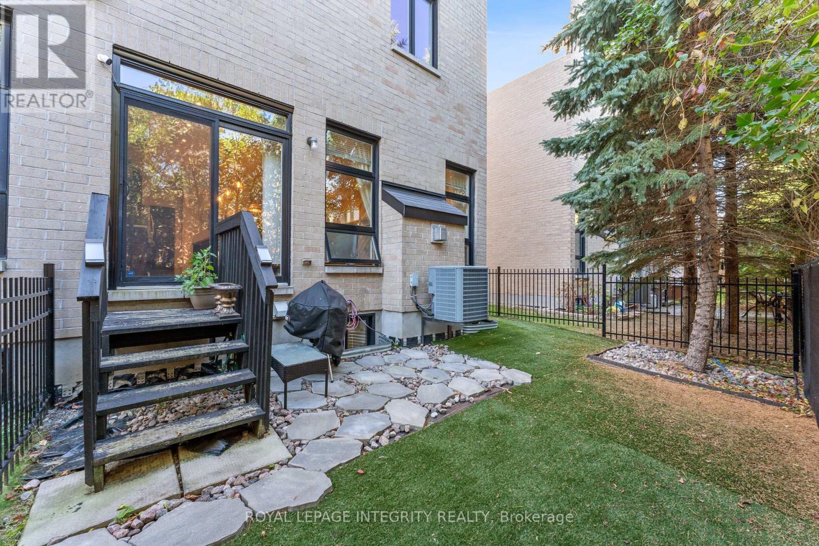 812 Petra Private, Ottawa, Ontario  K2T 0G3 - Photo 44 - X12944750