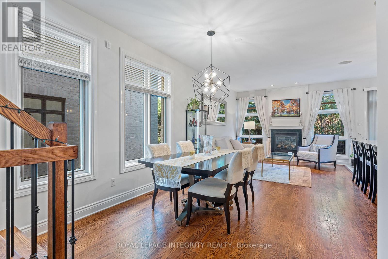 812 Petra Private, Ottawa, Ontario  K2T 0G3 - Photo 5 - X12944750