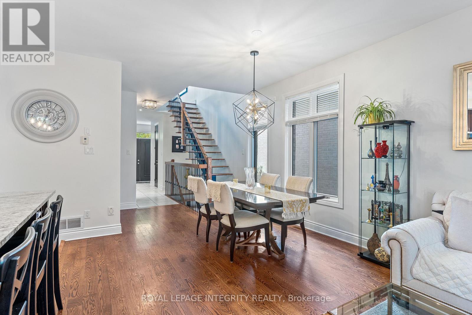 812 Petra Private, Ottawa, Ontario  K2T 0G3 - Photo 7 - X12944750