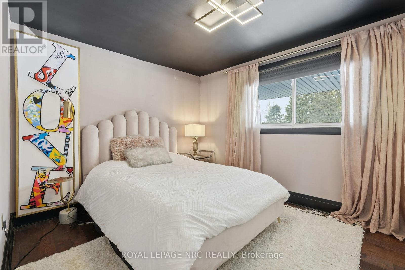 13 Upper Canada Drive, Niagara-On-The-Lake, Ontario  L0S 1J0 - Photo 13 - X12944876