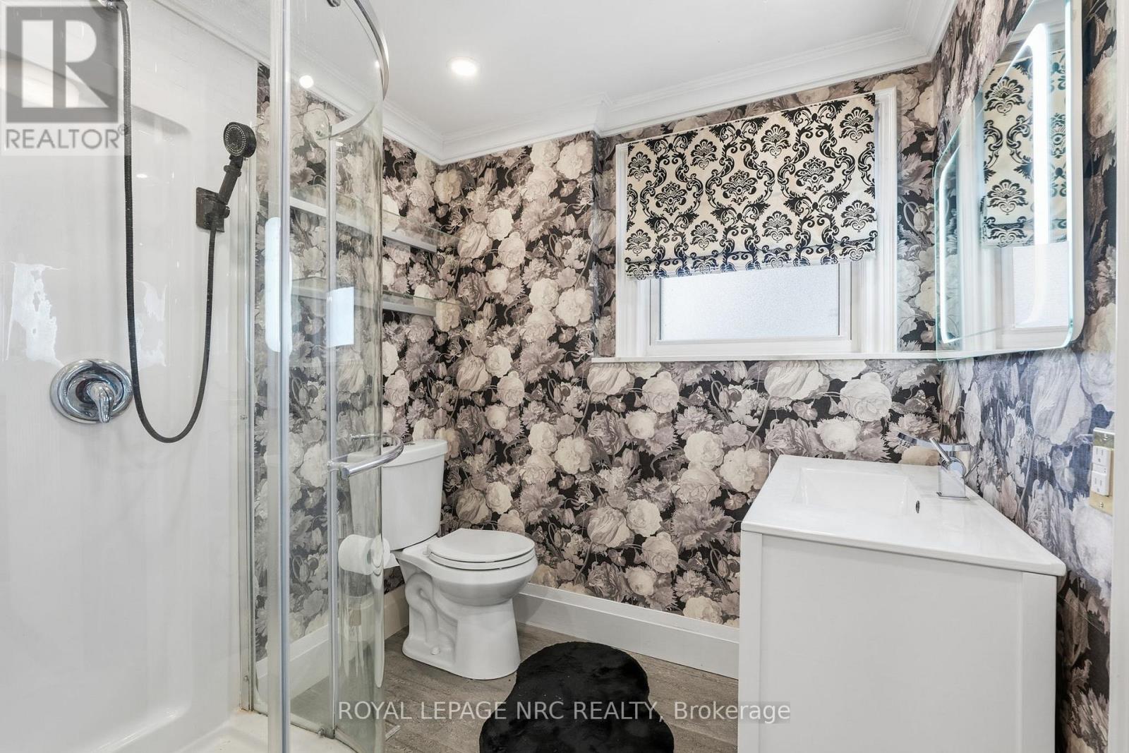 13 Upper Canada Drive, Niagara-On-The-Lake, Ontario  L0S 1J0 - Photo 22 - X12944876