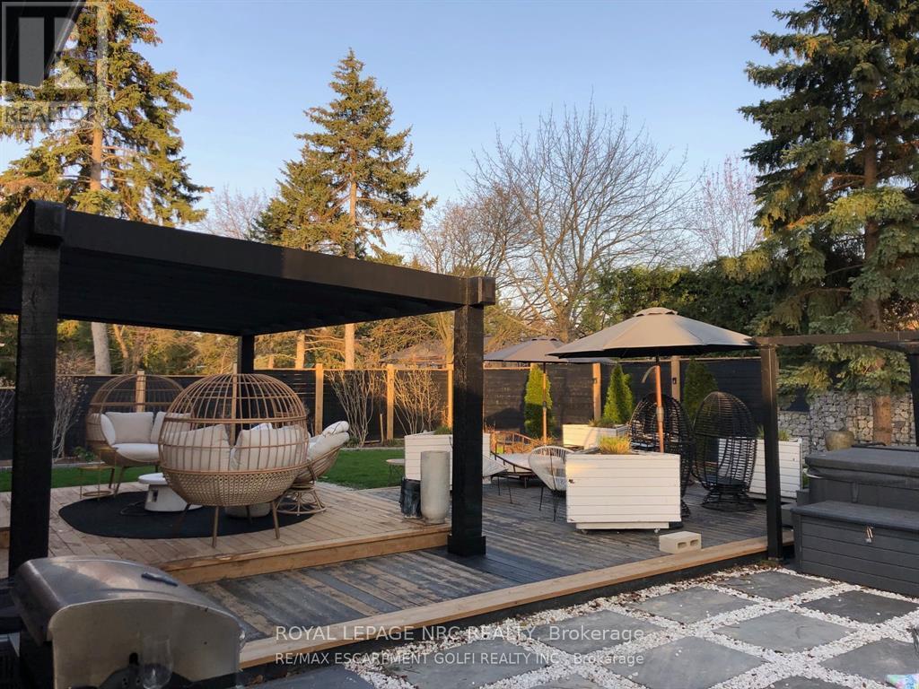 13 Upper Canada Drive, Niagara-On-The-Lake, Ontario  L0S 1J0 - Photo 29 - X12944876