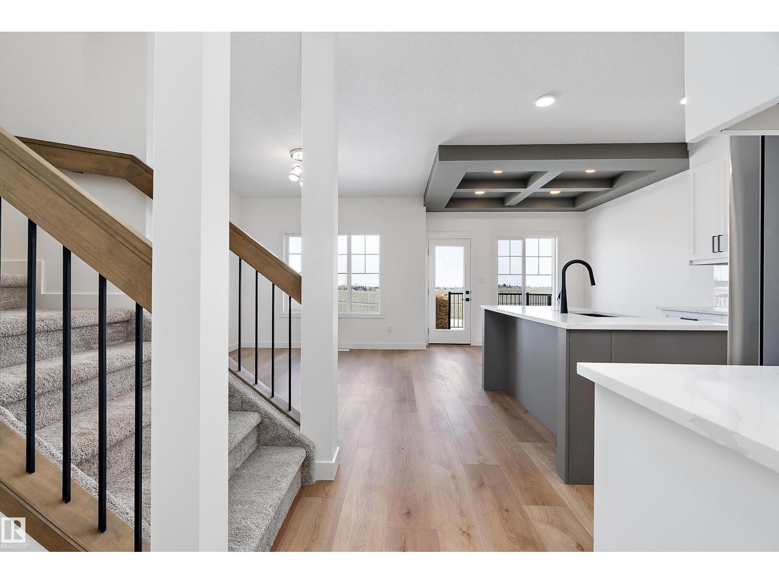 1132 Goldfinch Cr Nw Nw, Edmonton, Alberta  T5S 0R1 - Photo 7 - E4476737