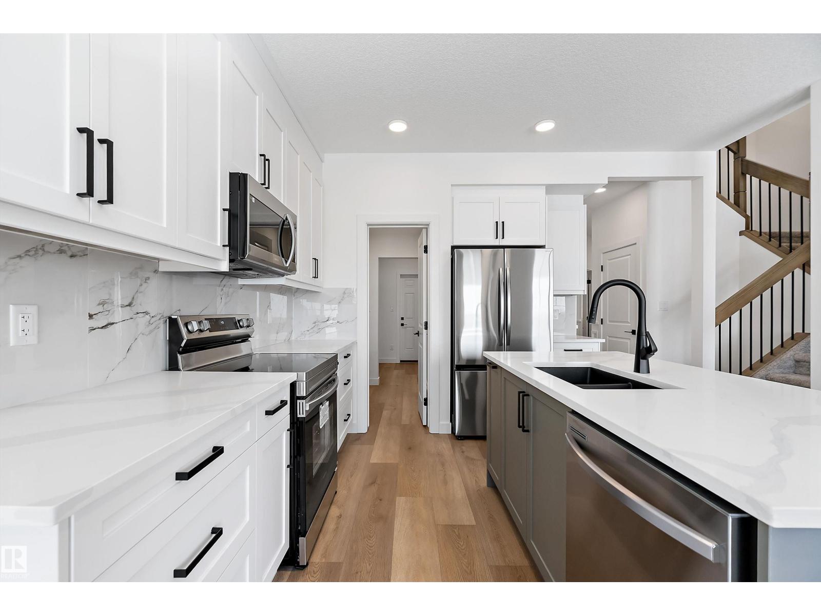 1132 Goldfinch Cr Nw Nw, Edmonton, Alberta  T5S 0R1 - Photo 12 - E4476737