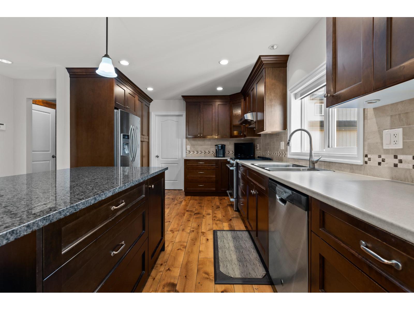 2473 240 Street, Langley, British Columbia  V2Z 3B6 - Photo 10 - R3079165